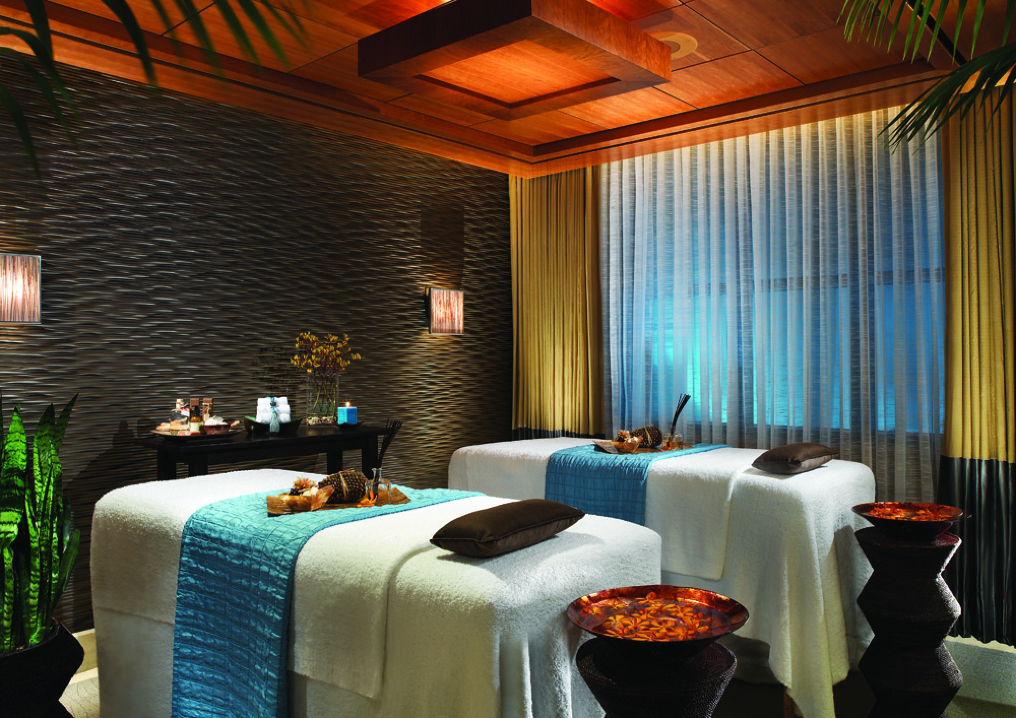 Vulcan Villa at Caesars Palace | 1 Bedroom Villa in Las Vegas, image size:2000x1414