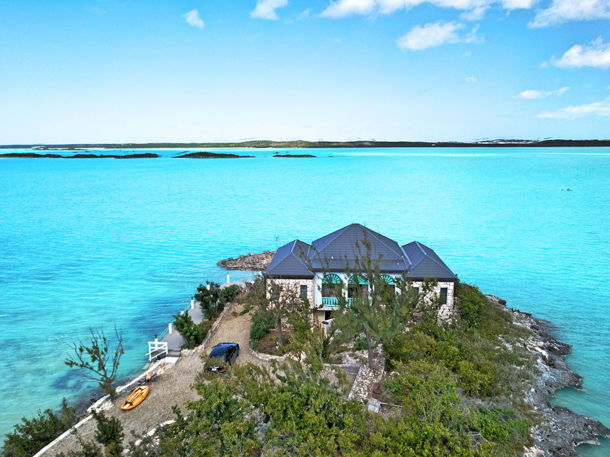 VILLA LROSSO KURO 400g 2個セット Rockspray | 2 Bedroom Villa in Providenciales