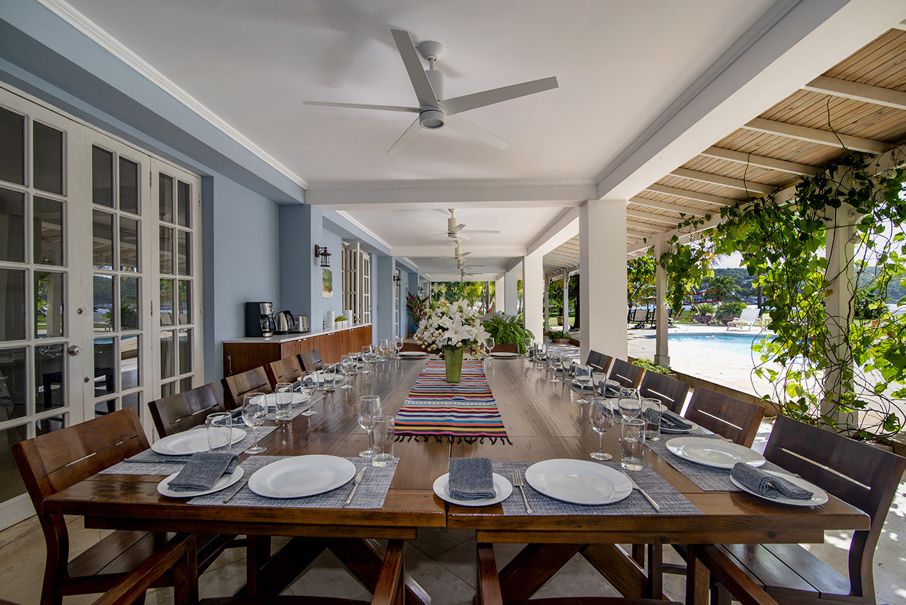 A Summer Place on the Beach | 7 Bedroom Villa in Discovery Bay